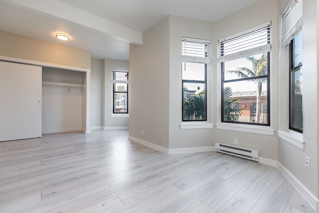 2385 FOLSOM Apartments