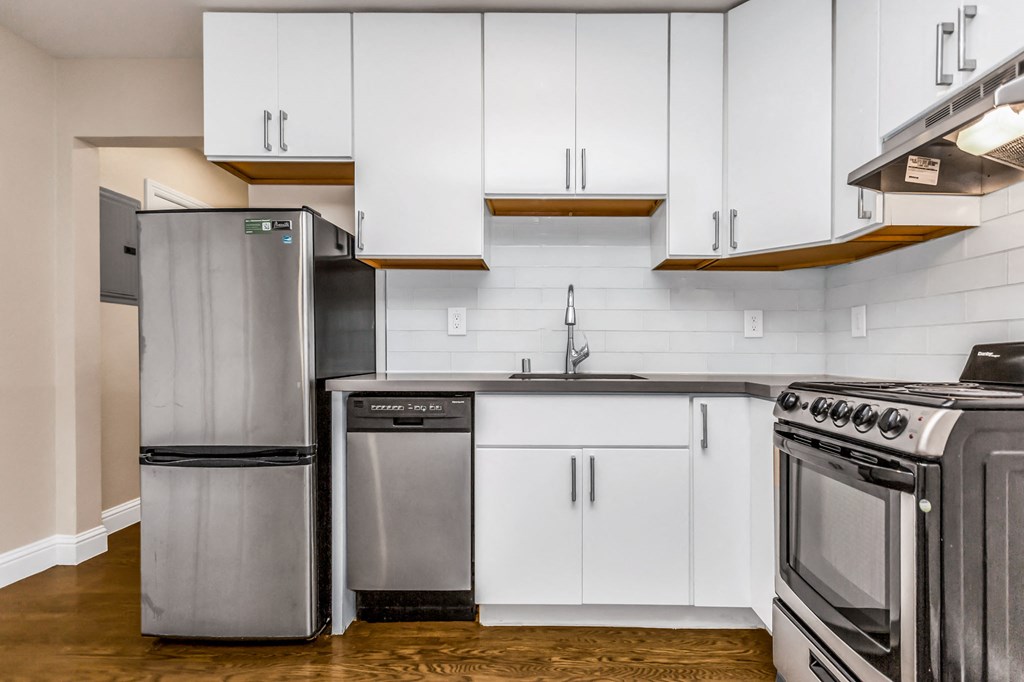 2385 FOLSOM Apartments
