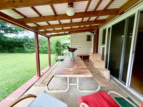 708 Grant Avenue 3 Beds Apartment for Rent