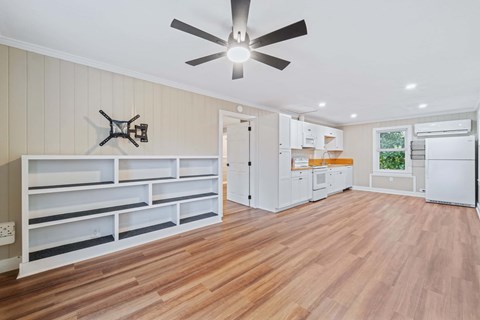211A Brentwood Ave 1 Apartment for Rent