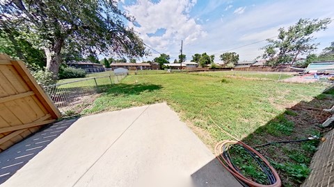 4673 Holland St 2 Beds Apartment for Rent