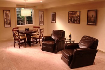 The Village At Maple Pointe