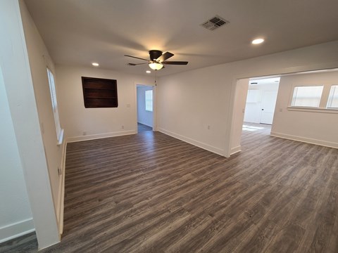 1715 57Th St. 3 Beds Apartment for Rent