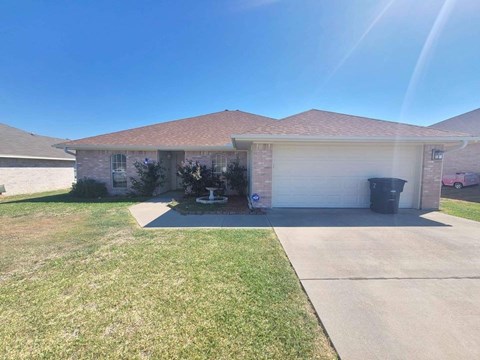 4504 Aspen Dr 4 Beds Apartment for Rent