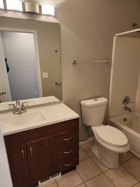 3385 E. 117Th 3 Beds Apartment for Rent