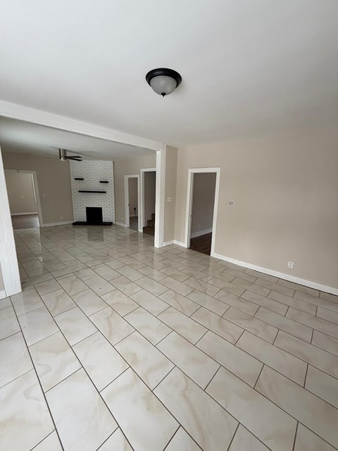 7518 Spafford Rd 4 Beds Apartment for Rent