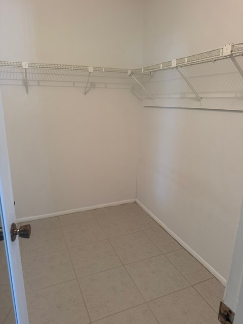 1131 SE Parrish Court 2 Beds Apartment for Rent