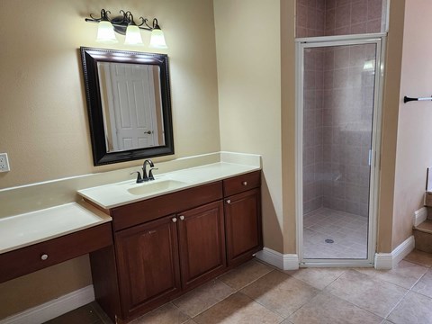 6031 NW Flair Court 3 Beds Apartment for Rent