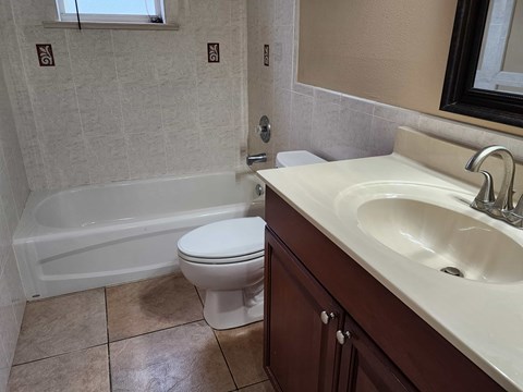 6031 NW Flair Court 3 Beds Apartment for Rent