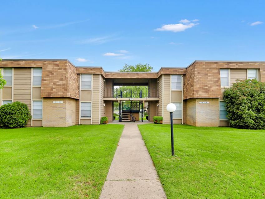 Stephenville West Apartments, 2251 W Tarleton Street, Stephenville, TX