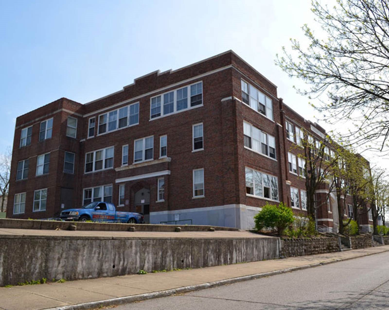 Schoolhouse Flats Apartments Apartments in Dayton, KY