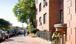 Brattle Arms - Exterior Brattle Arms - Exterior