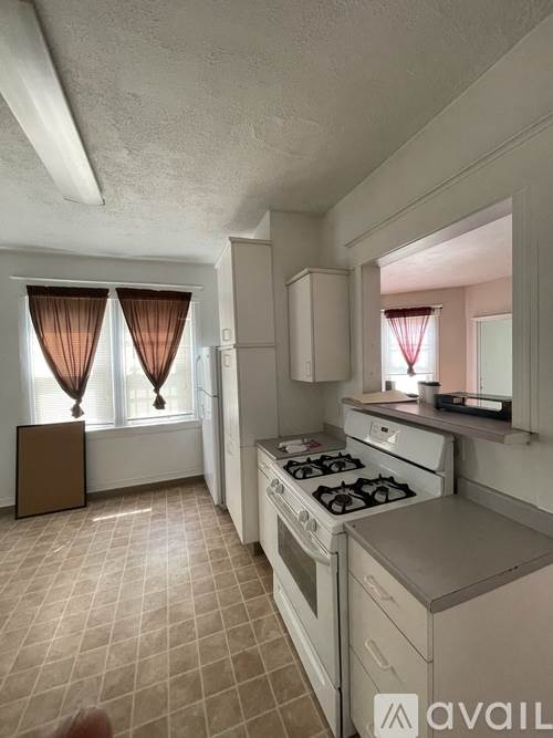 3-bedroom apartment at 231 Ashworth Place in Syracuse, NY