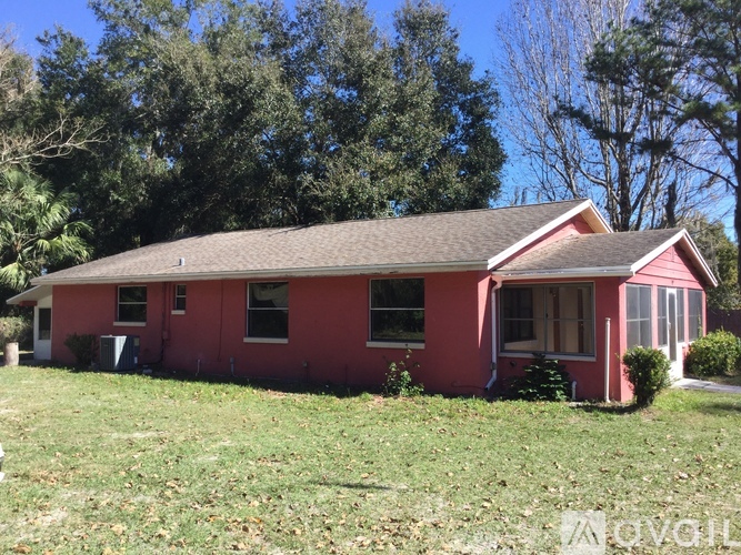 Source URL: https://prod-avail.s3.amazonaws.com/public_images/31979137/listing/2-3_HOUSE_Front_of_Structure.JPG