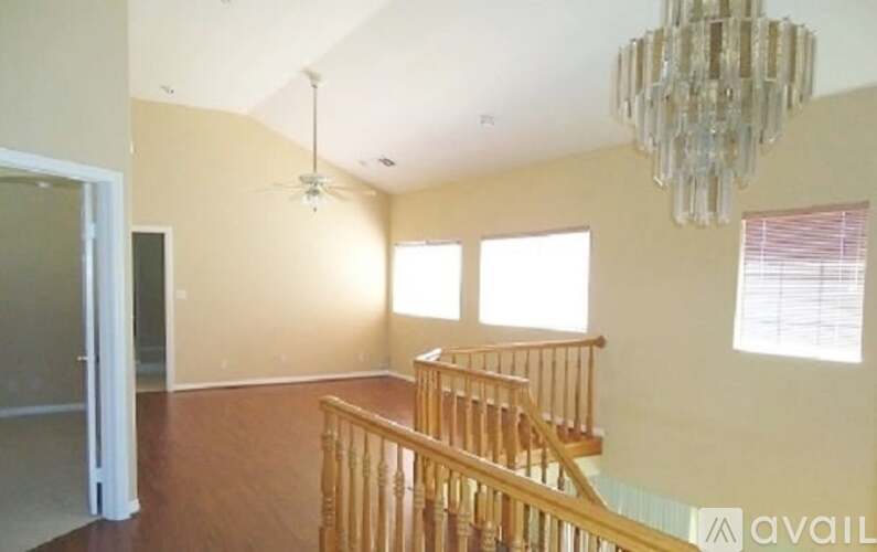 Source URL: https://prod-avail.s3.amazonaws.com/public_images/41779593/listing/4-BIG-2500-sq.ft.jpg