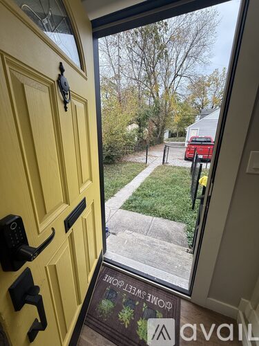 Source URL: https://prod-avail.s3.amazonaws.com/public_images/41555314/listing/4522-Unit-1d-scaled.jpg