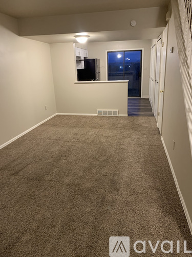 Source URL: https://prod-avail.s3.amazonaws.com/public_images/33130563/listing/IMG_9008.HEIC.jpg