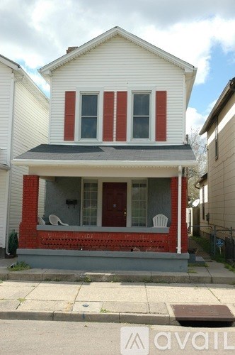 213 Burns Avenue 2 Beds Apartment for Rent