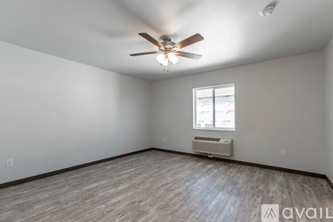 Source URL: https://prod-avail.s3.amazonaws.com/public_images/33787530/listing/RWP20716-HDR.jpg