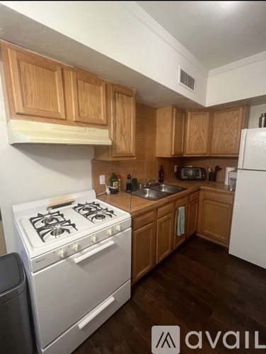 Source URL: https://prod-avail.s3.amazonaws.com/public_images/41746915/listing/IMG_9683.jpg