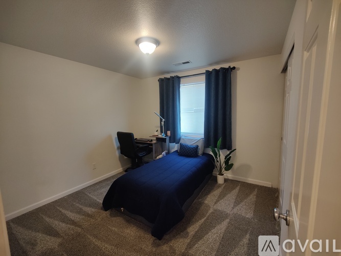 Source URL: https://prod-avail.s3.amazonaws.com/public_images/38955270/listing/1000003782.jpg