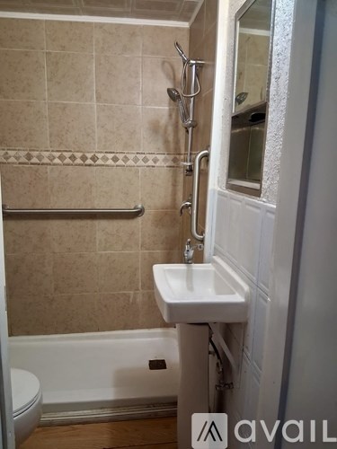 Source URL: https://prod-avail.s3.amazonaws.com/public_images/41483439/listing/5bbb3d66-b3fb-4f6a-b2ca-457b2504611b.jpg