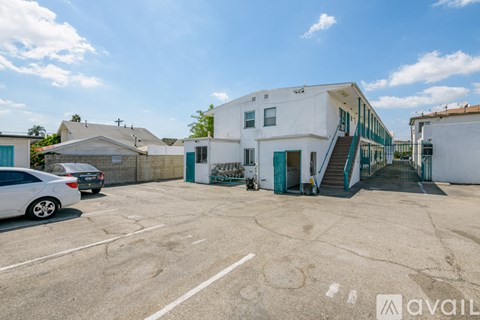 Source URL: https://prod-avail.s3.amazonaws.com/public_images/39704358/listing/15_Parking_2.jpg