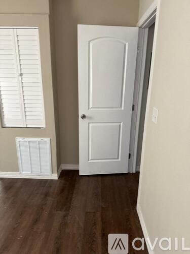 Source URL: https://prod-avail.s3.amazonaws.com/public_images/41761001/listing/PHOTO-2023-12-13-16-58-58.jpg