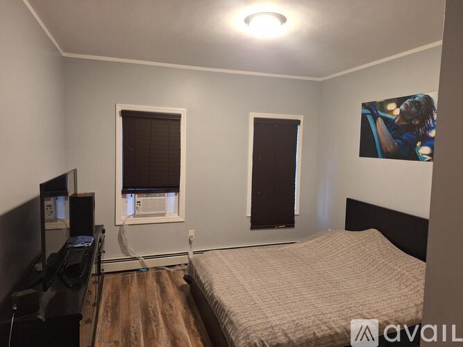 Source URL: https://prod-avail.s3.amazonaws.com/public_images/40869859/listing/1000011467.jpg