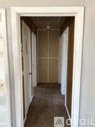 Source URL: https://prod-avail.s3.amazonaws.com/public_images/41665158/listing/hallway.jpg