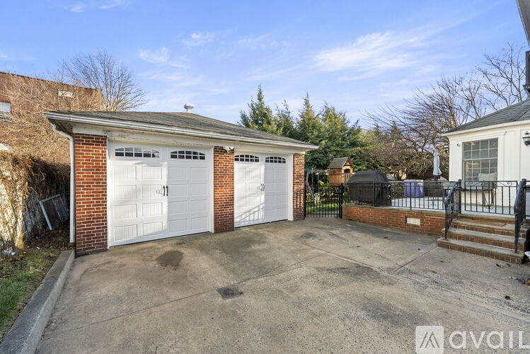 Source URL: https://prod-avail.s3.amazonaws.com/public_images/41748175/listing/24-web-or-mls-NER07620.jpg