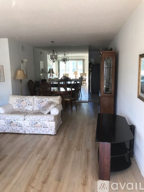 Source URL: https://prod-avail.s3.amazonaws.com/public_images/41726526/listing/image0.jpeg