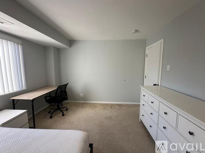 5340 Holmes Run Pkwy