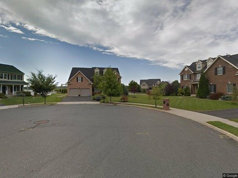 64 Millbrook Ct 4 Beds Apartment for Rent