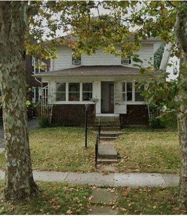 445 West Mckibben Street 3 Beds Apartment for Rent