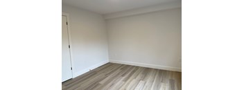 2 Bedrooms, 1 Bathroom