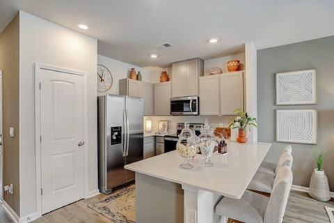 233 Redhead Lane 3 Beds Apartment for Rent