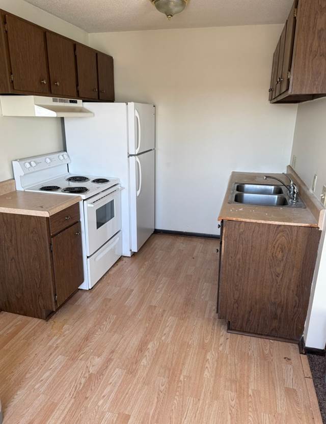 Pineview Estates Apartments