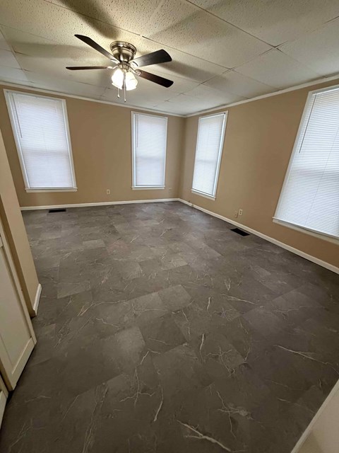 475 West Mckibben Street 2 Beds Apartment for Rent