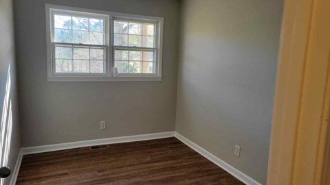 130 Bowman Rd 3 Beds Apartment for Rent