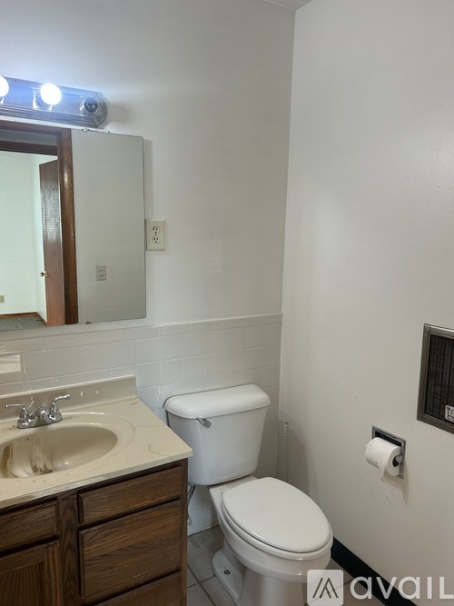 8022 Rahke Road 3 Beds Single Family Home for Rent - Photo gallery 2