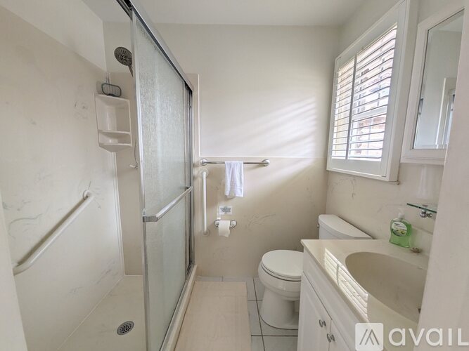 A floor plan of an apartment with a list of rental options and prices.