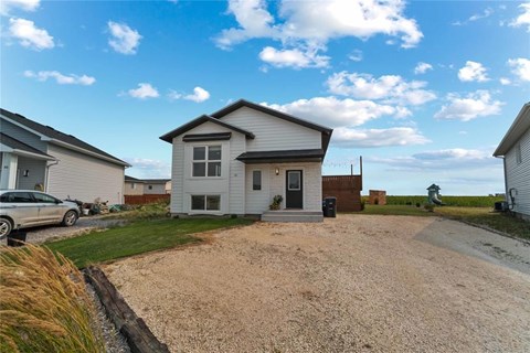 61 Imperial Ave 2 Beds Apartment for Rent