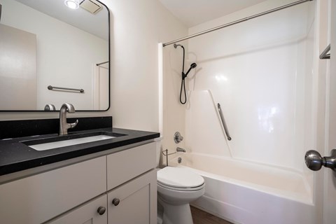 4 Baytree Court 2 Beds Apartment for Rent