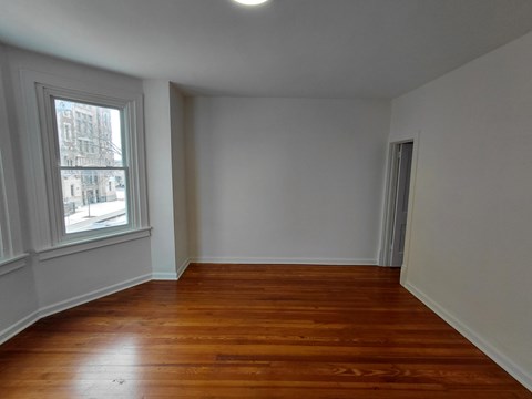 6528 Limekiln Pike 3 Beds Apartment for Rent