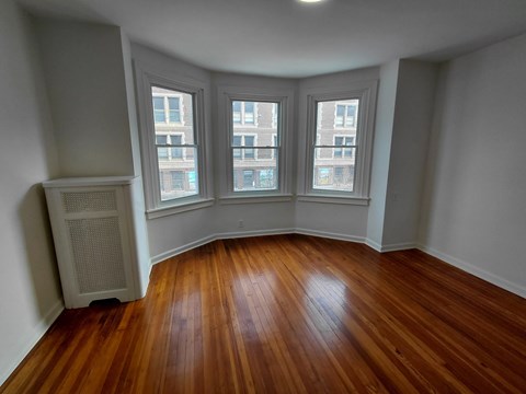 6528 Limekiln Pike 3 Beds Apartment for Rent