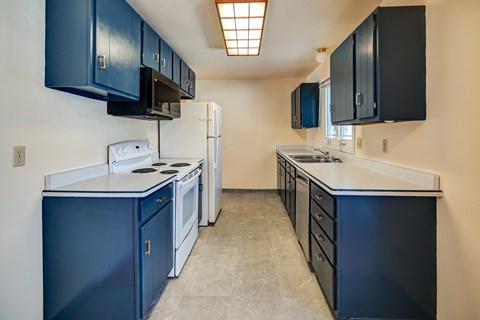 12 Brompton Circle 2 Beds Apartment for Rent