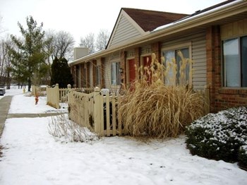 50 New Market Drive 1-2 Beds Apartment for Rent - Photo Gallery 3