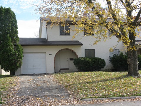 6950-D Americana Parkway 2-4 Beds Home, Townhouse, Duplex/Triplex, Attached Garage, Three Bedrooms, Basements, Covered Parking for Rent - Photo Gallery 13