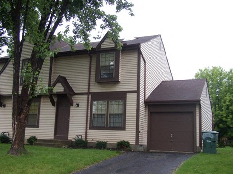 6950-D Americana Parkway 2-4 Beds Home, Townhouse, Duplex/Triplex, Attached Garage, Three Bedrooms, Basements, Covered Parking for Rent - Photo Gallery 14